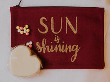 Charger l'image dans la galerie, A Flower In Your Hair - Après-shampoing solide